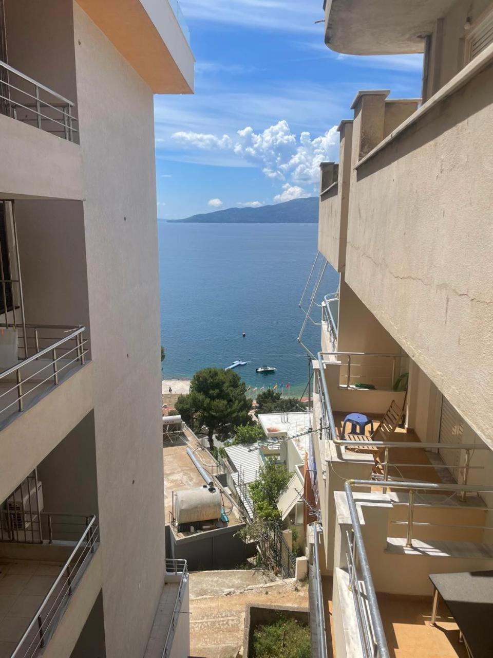 Classic Sea View Apartment Sarandë